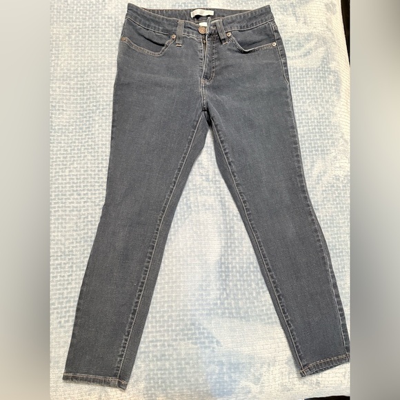 Lauren Conrad Women's super skinny Jeans size 8 short - Picture 1 of 4